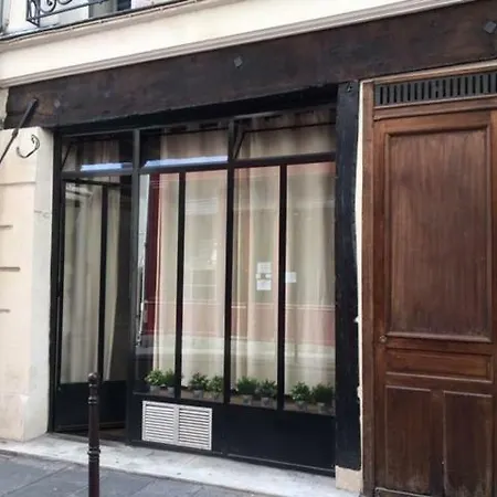 Unique Loft In Le Marais * 파리